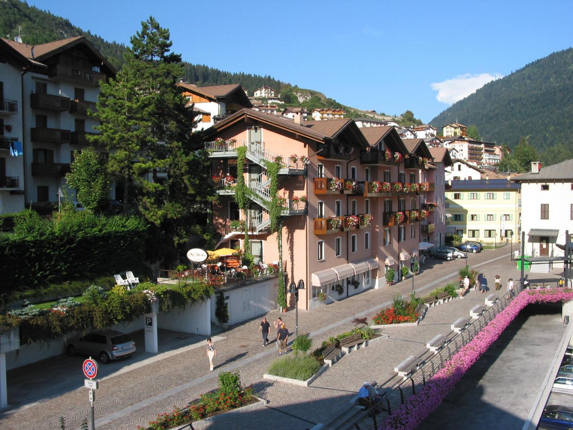 Albergo Stella Alpina 몰베노 외부 사진