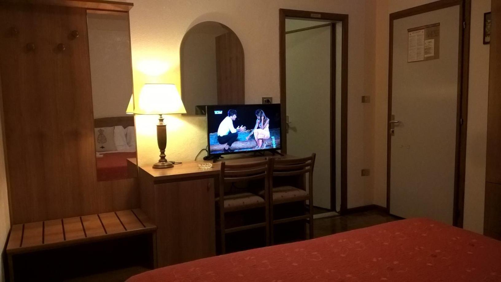 Albergo Stella Alpina 몰베노 외부 사진